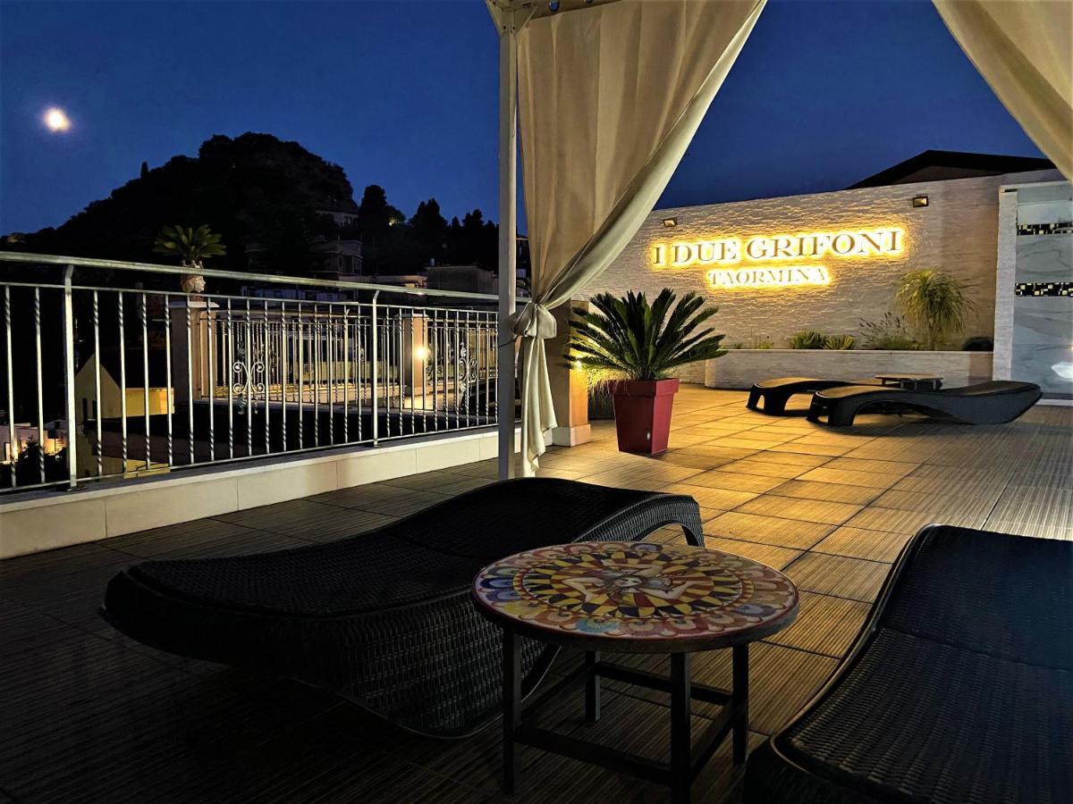 I Due Grifoni Studio Flat Taormina Buitenkant foto