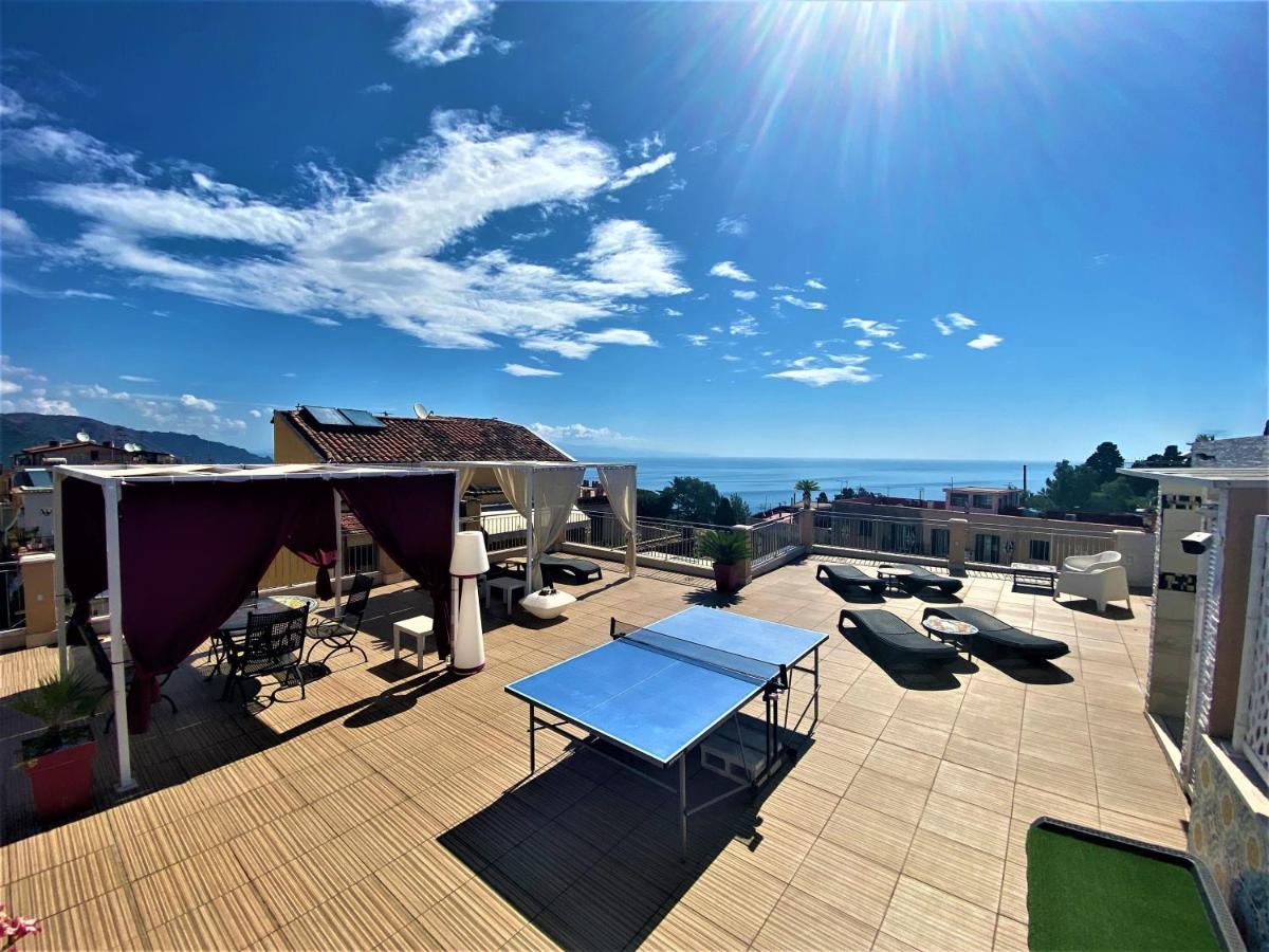 I Due Grifoni Studio Flat Taormina Buitenkant foto