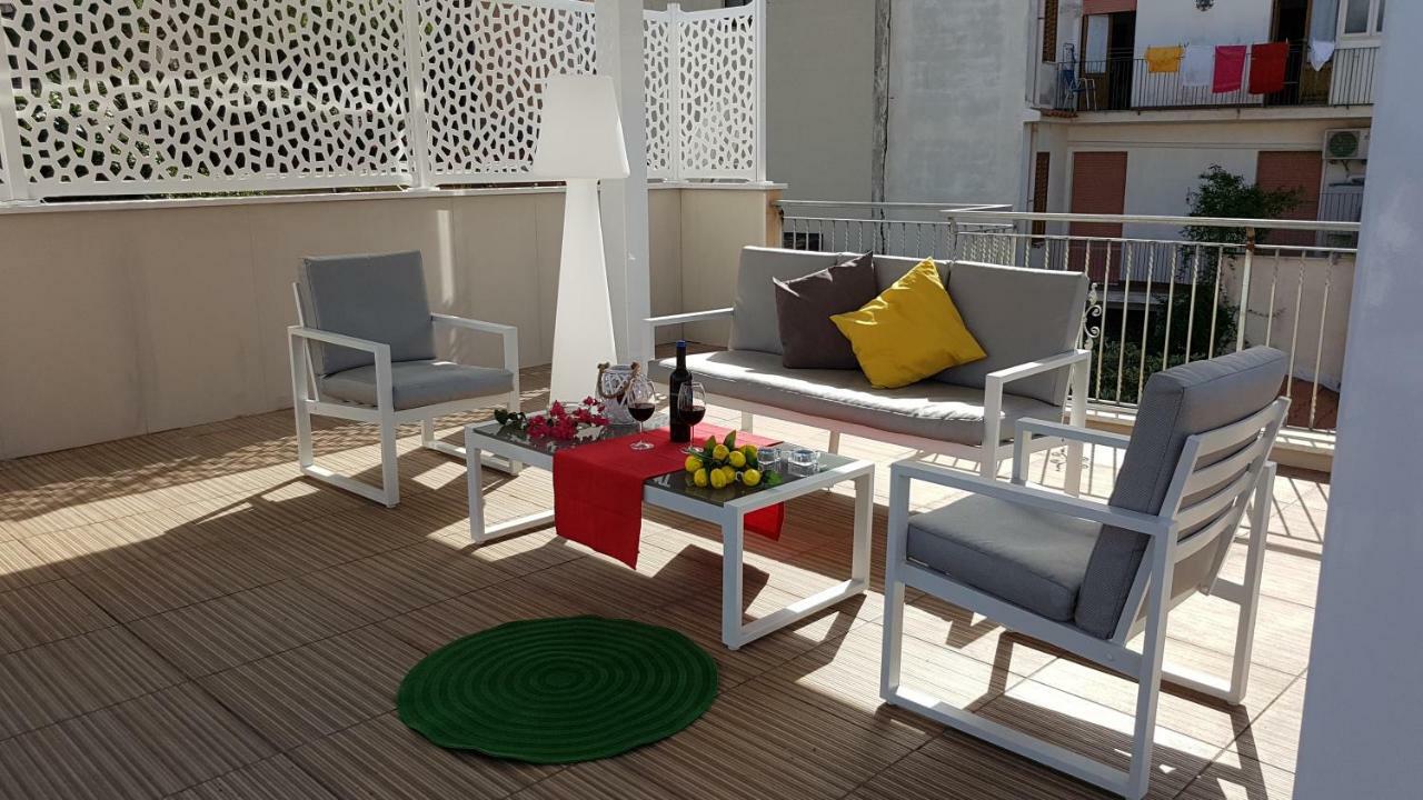 I Due Grifoni Studio Flat Taormina Buitenkant foto